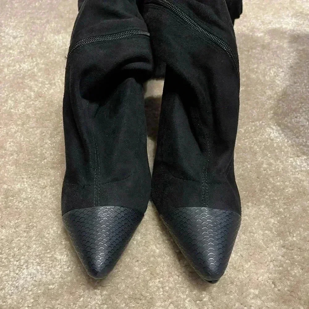 Shoe Dazzle Devin Never Worn. Heeled boots. - Picture 7 of 8